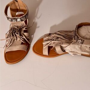Stylish Tan Fringe Gladiator Sandals